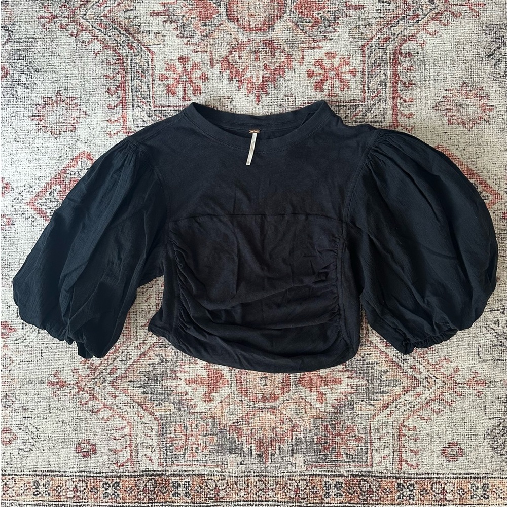 •Free People• Black Puff Sleeve Top